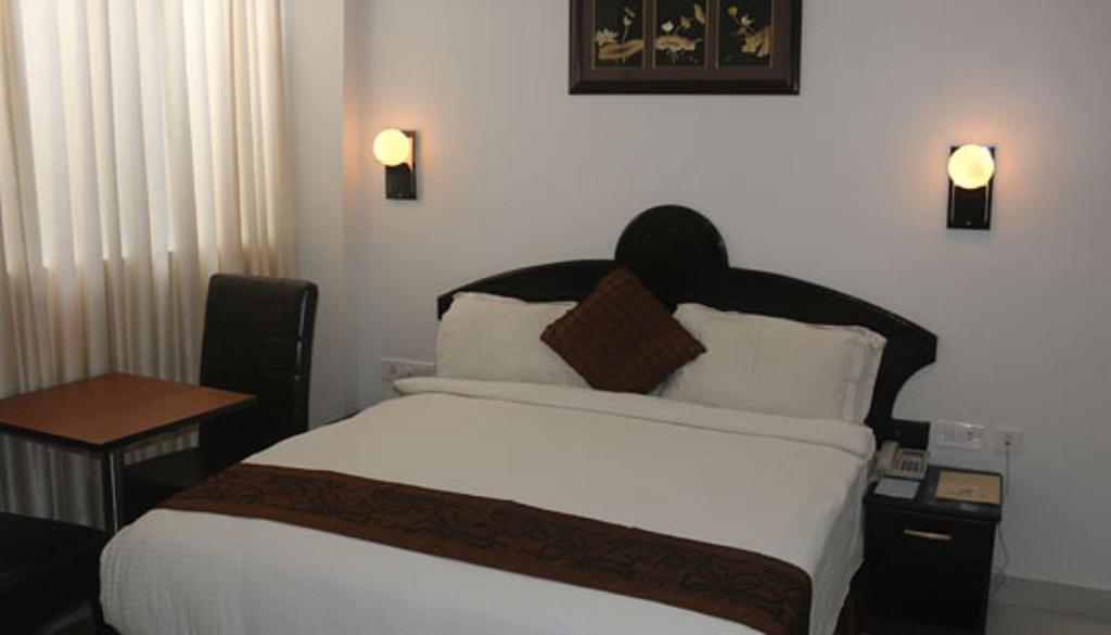 Gago Inn Thiruvananthapuram Buitenkant foto